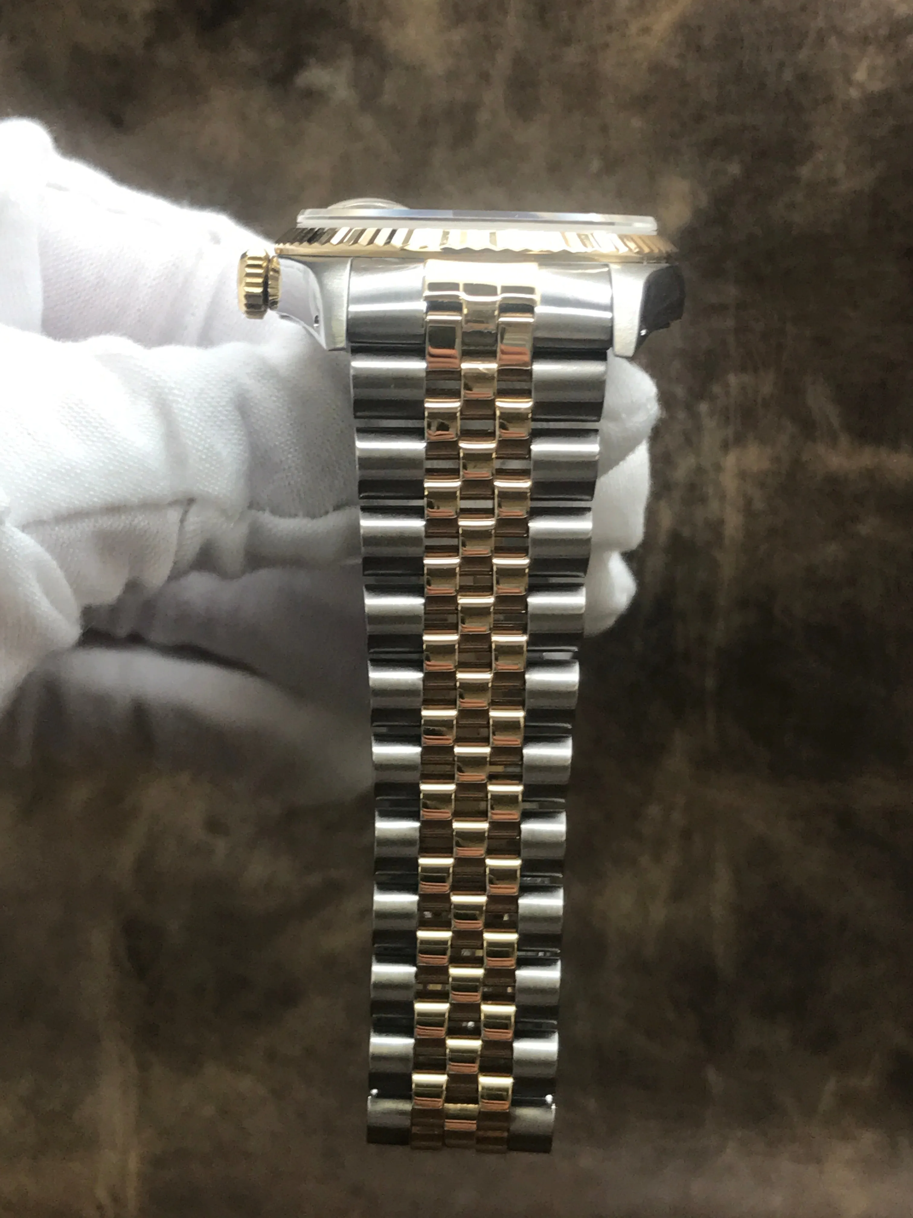 Rolex Datejust 36mm 16233 Champagne Diamond Dial Automatic Watch