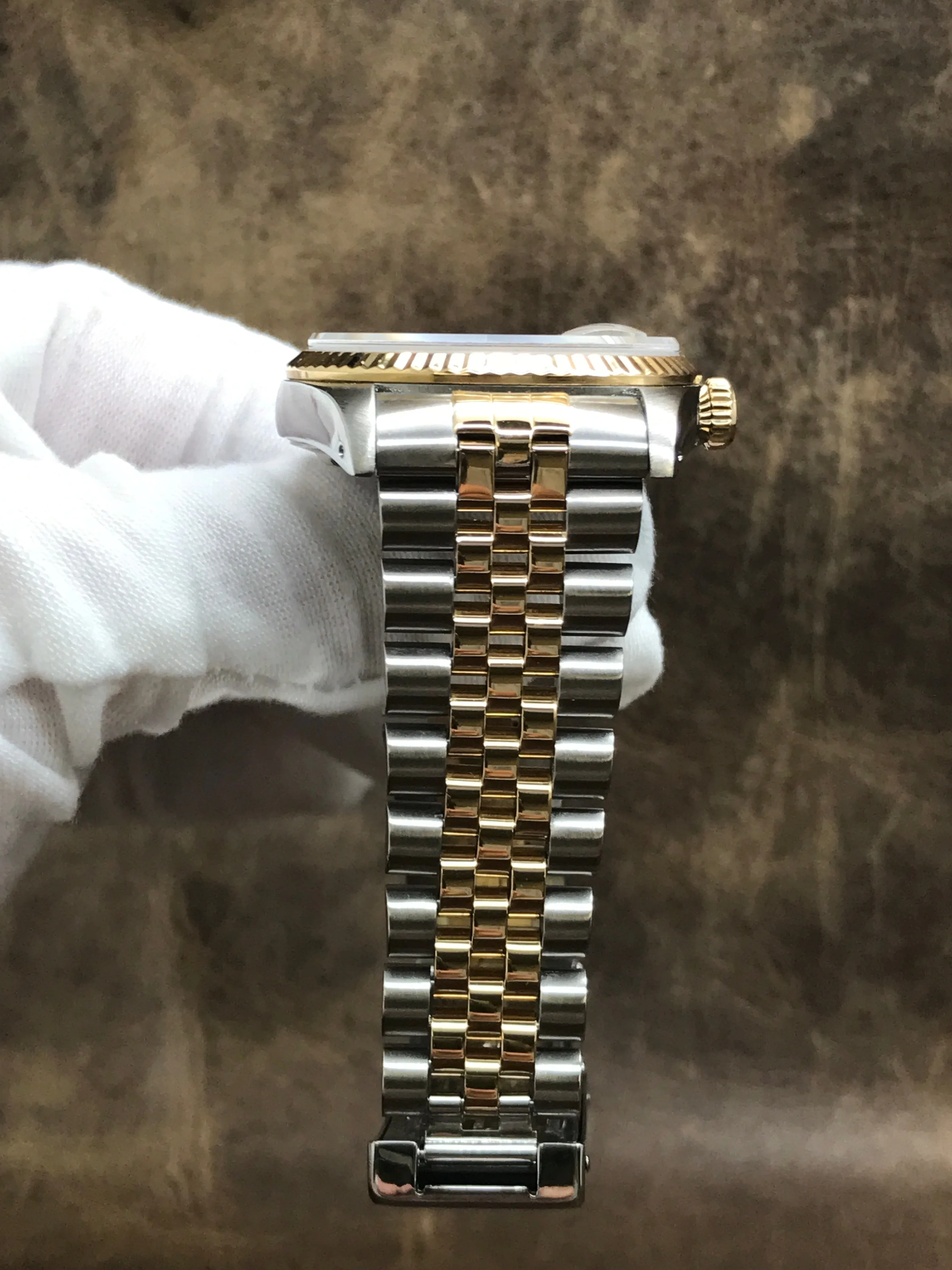 Rolex Datejust 36mm 16233 Silver Dial Automatic Watch