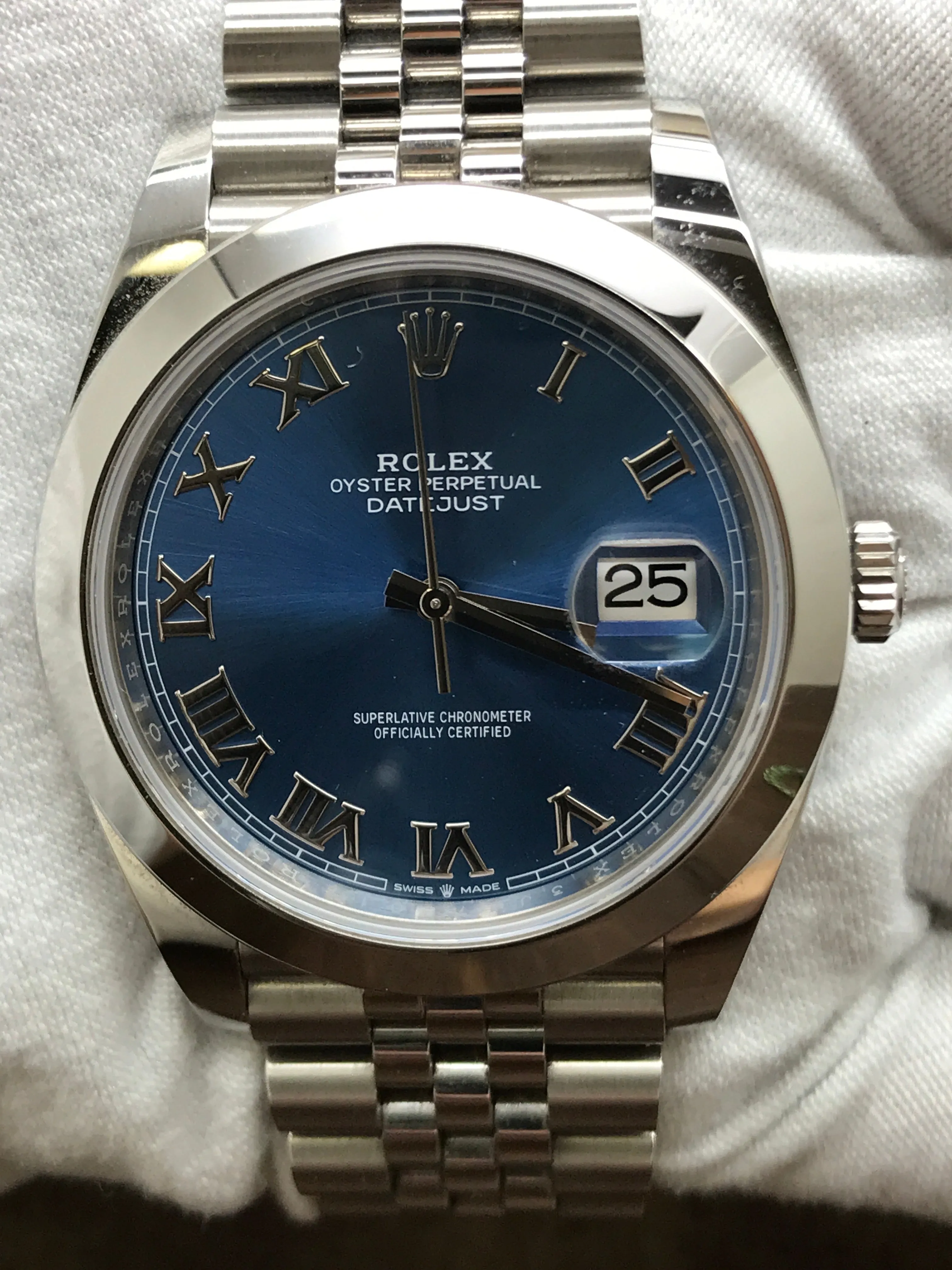 Rolex Datejust 41mm 126300 Blue Dial Automatic Men's Watch