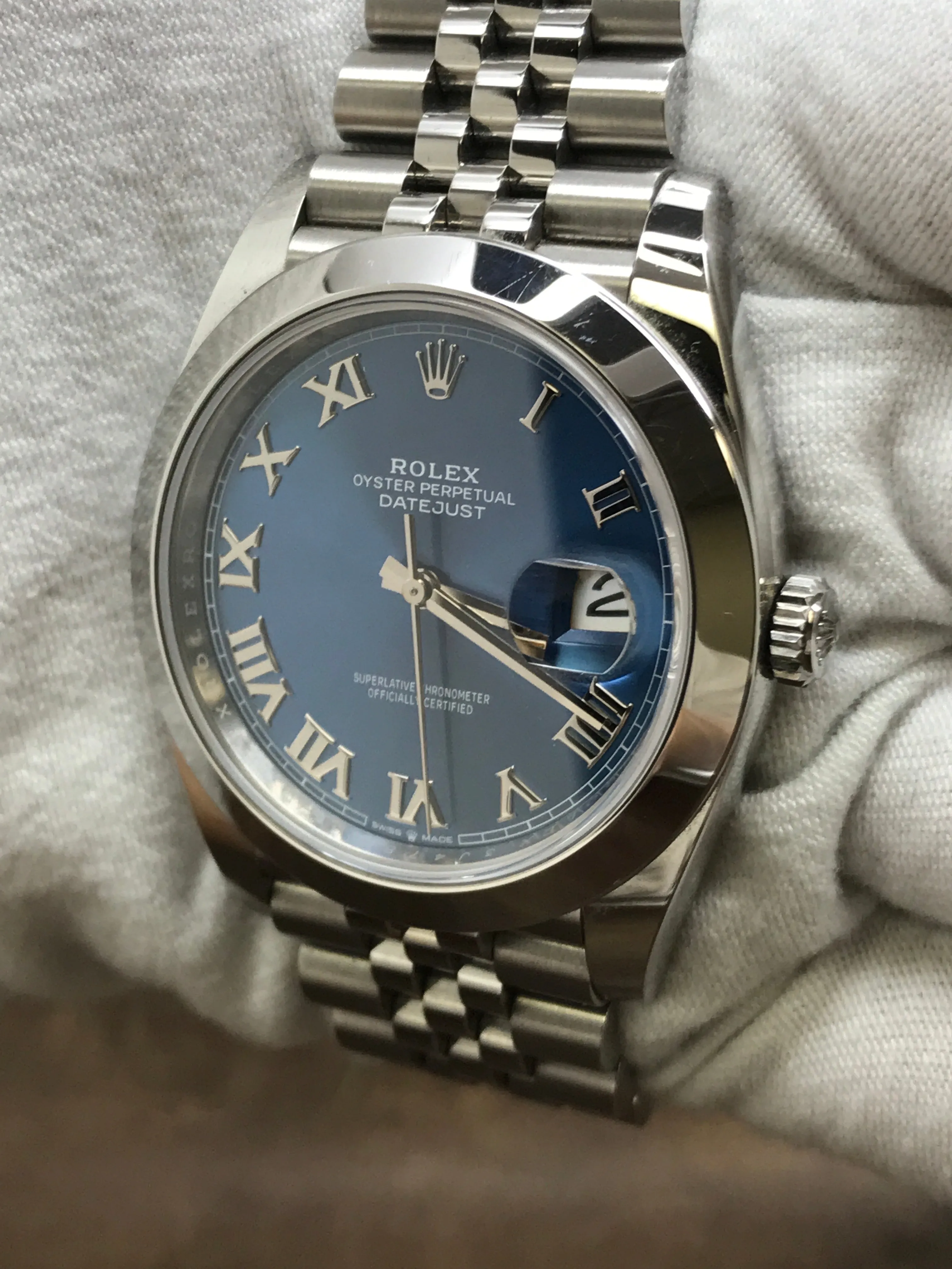 Rolex Datejust 41mm 126300 Blue Dial Automatic Men's Watch