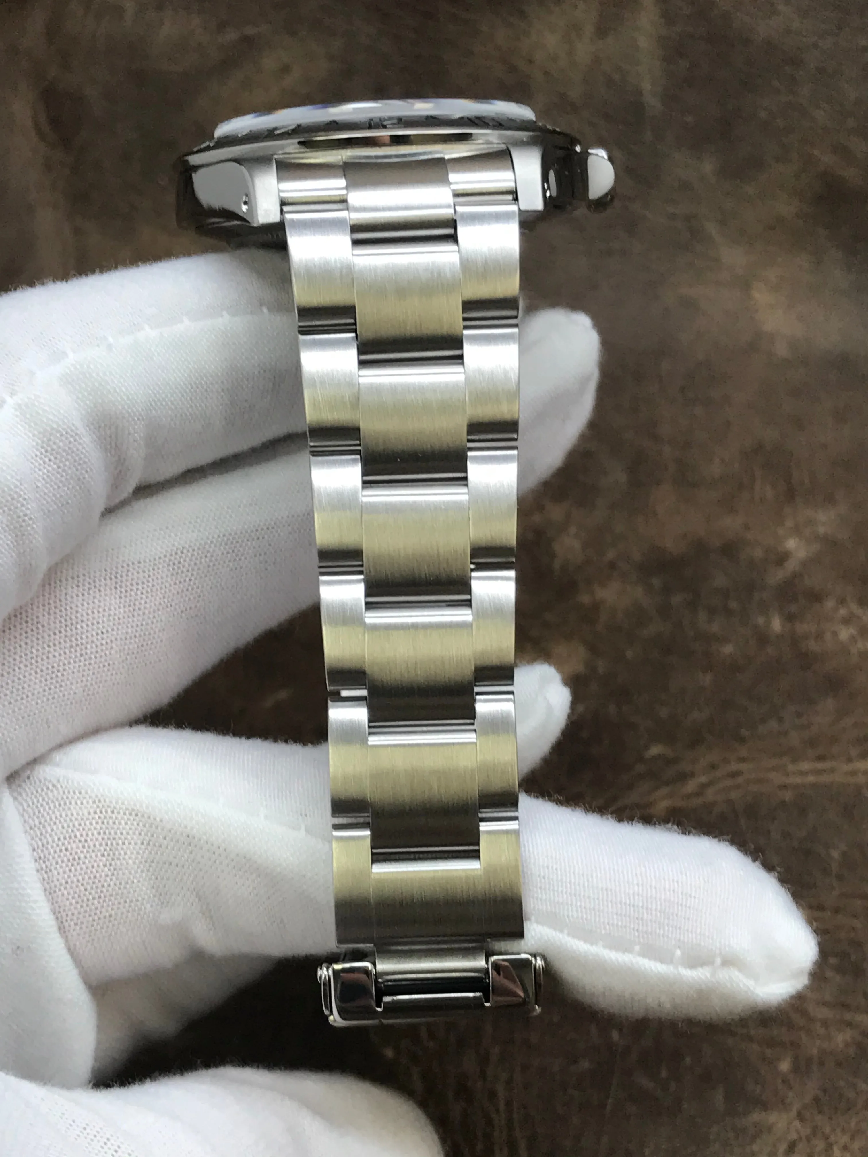 Rolex Explorer II Y Serial SEL 16570 Black Dial Automatic Men's Watch