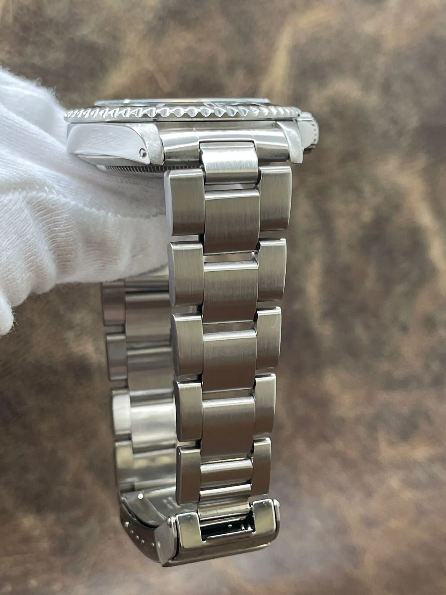 Rolex No Date Submariner 14060M Black Dial Automatic Men's Watch