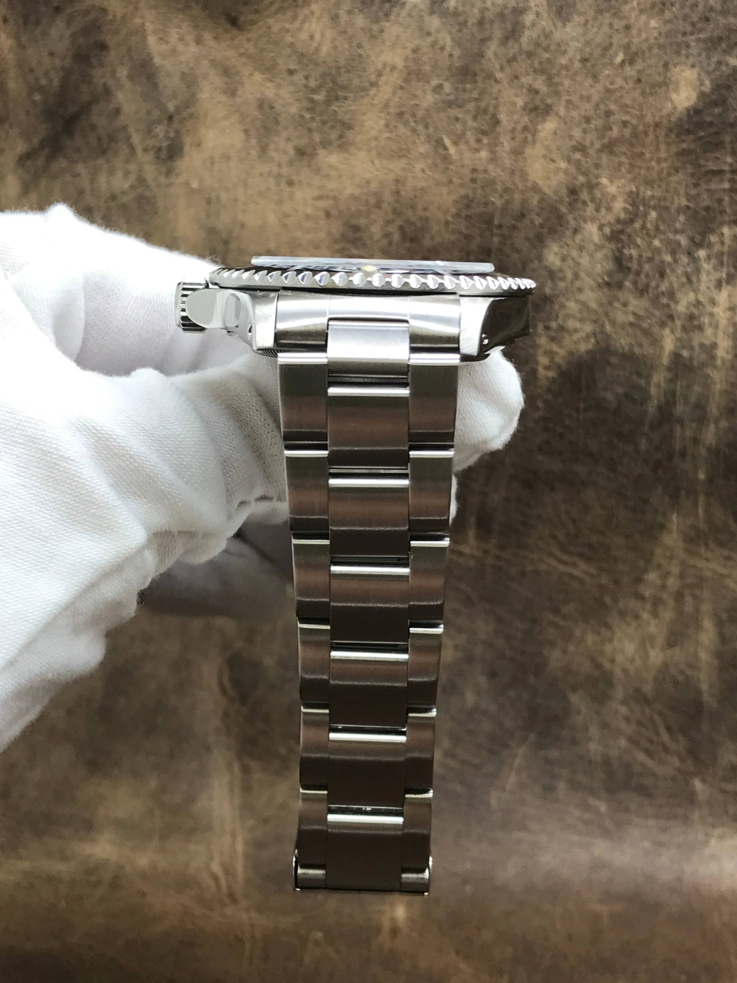 Rolex No Date Submariner Rehaut Engraved 14060 Black Dial Automatic Men's Watch