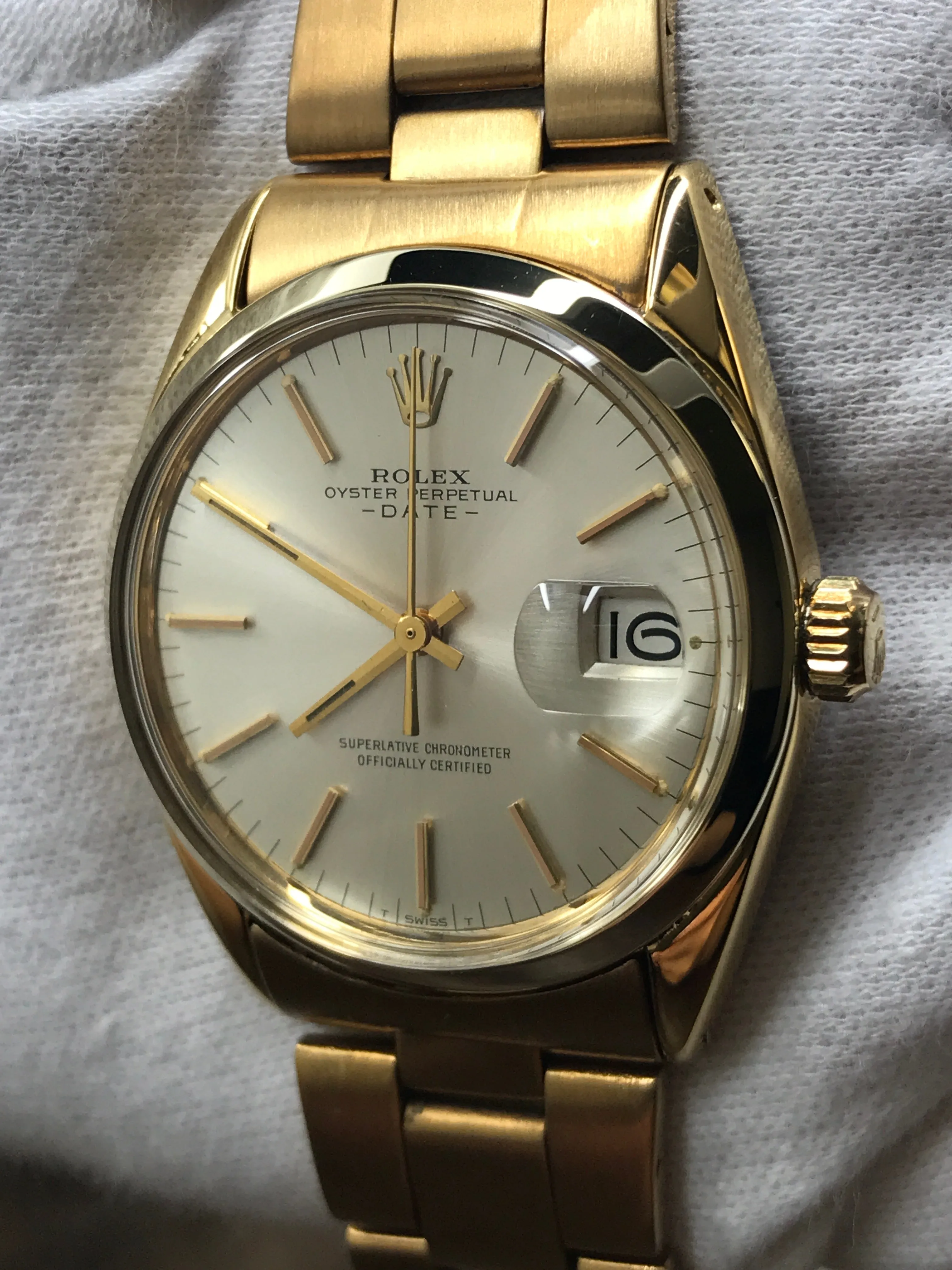 Rolex Oyster Perpetual Date 34mm 1550 Silver Dial Automatic Men's Watch