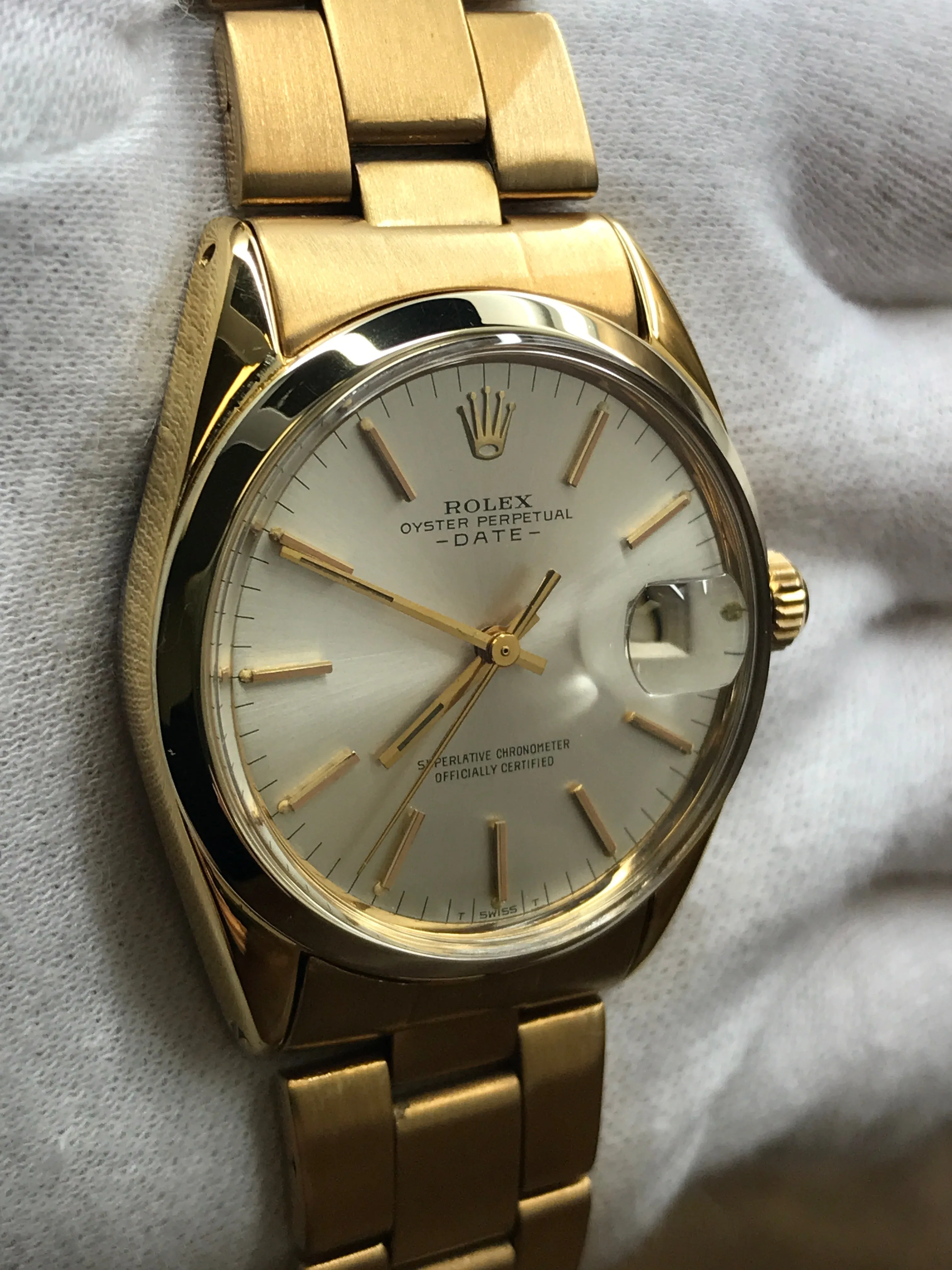 Rolex Oyster Perpetual Date 34mm 1550 Silver Dial Automatic Men's Watch