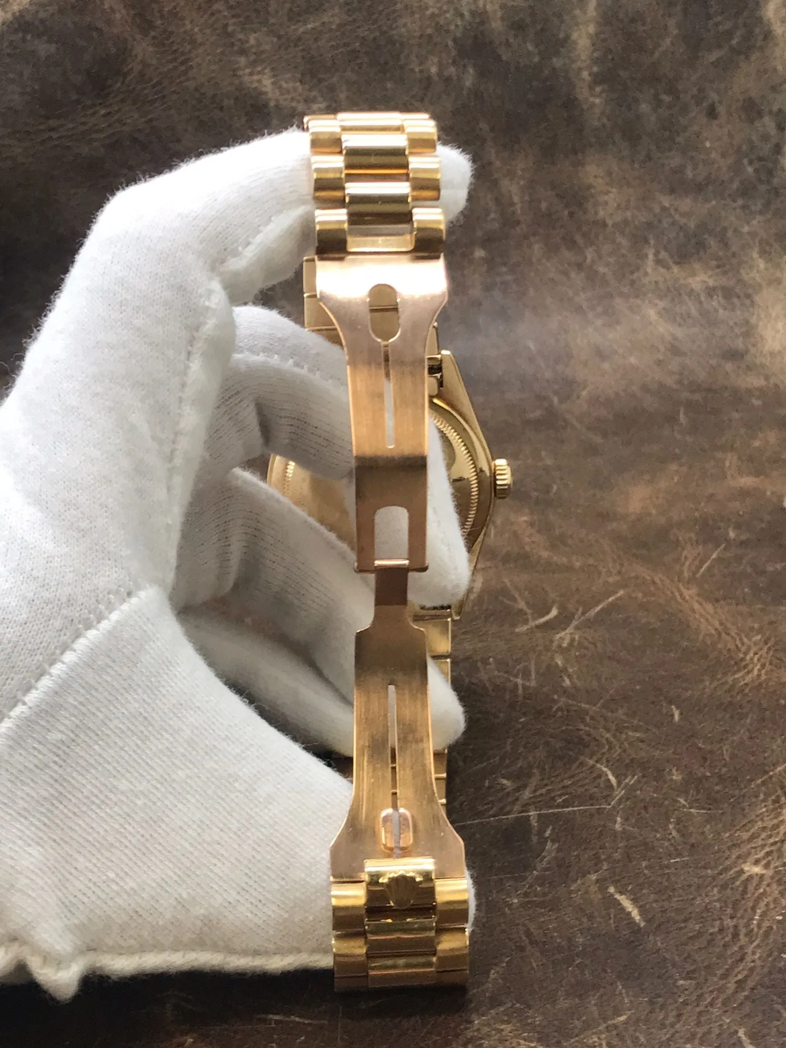 Rolex President Day Date Factory Diamonds 18338 Champagne Dial Automatic Men's Watch