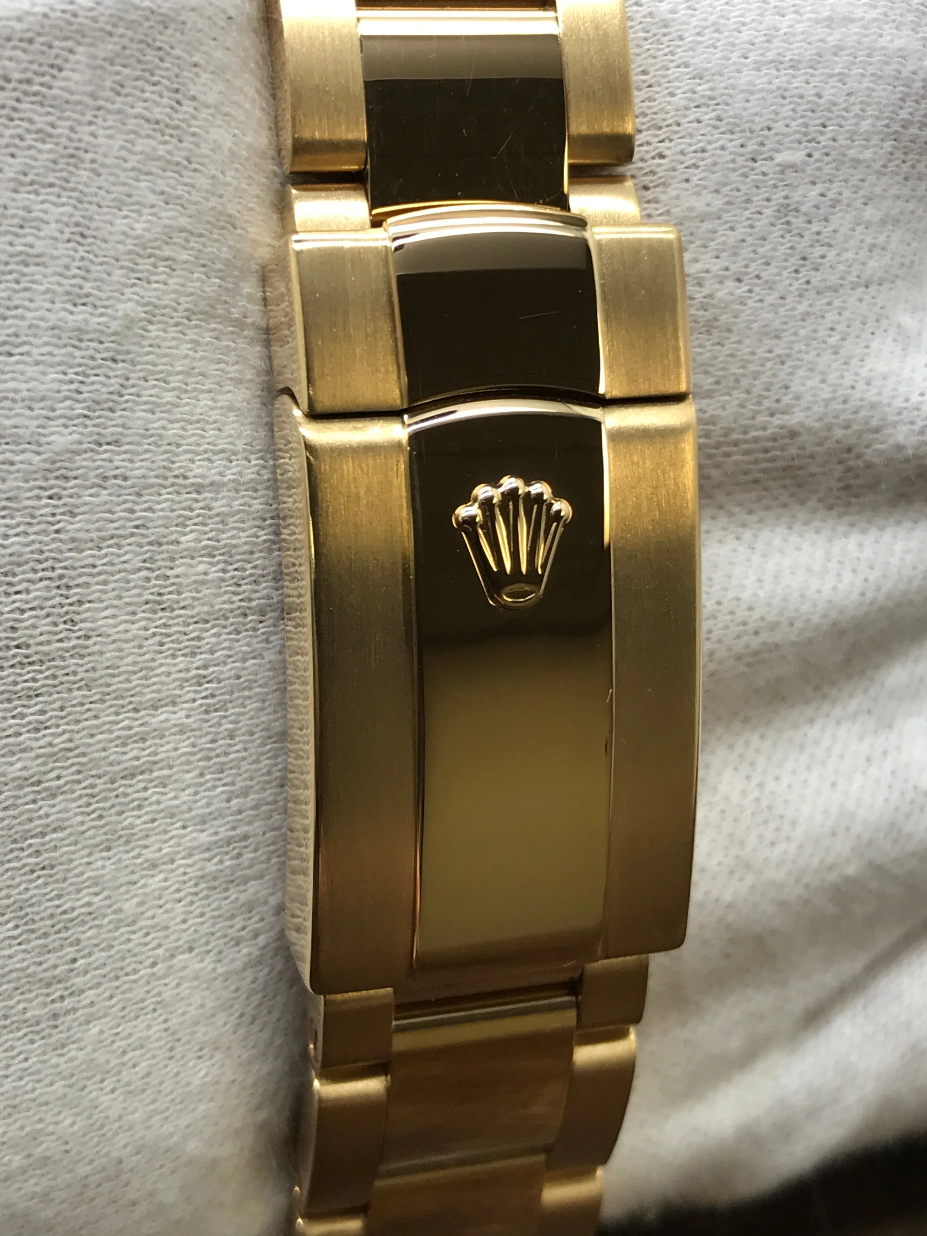Rolex Sky Dweller 326938 Champagne Dial automatic Men's Watch