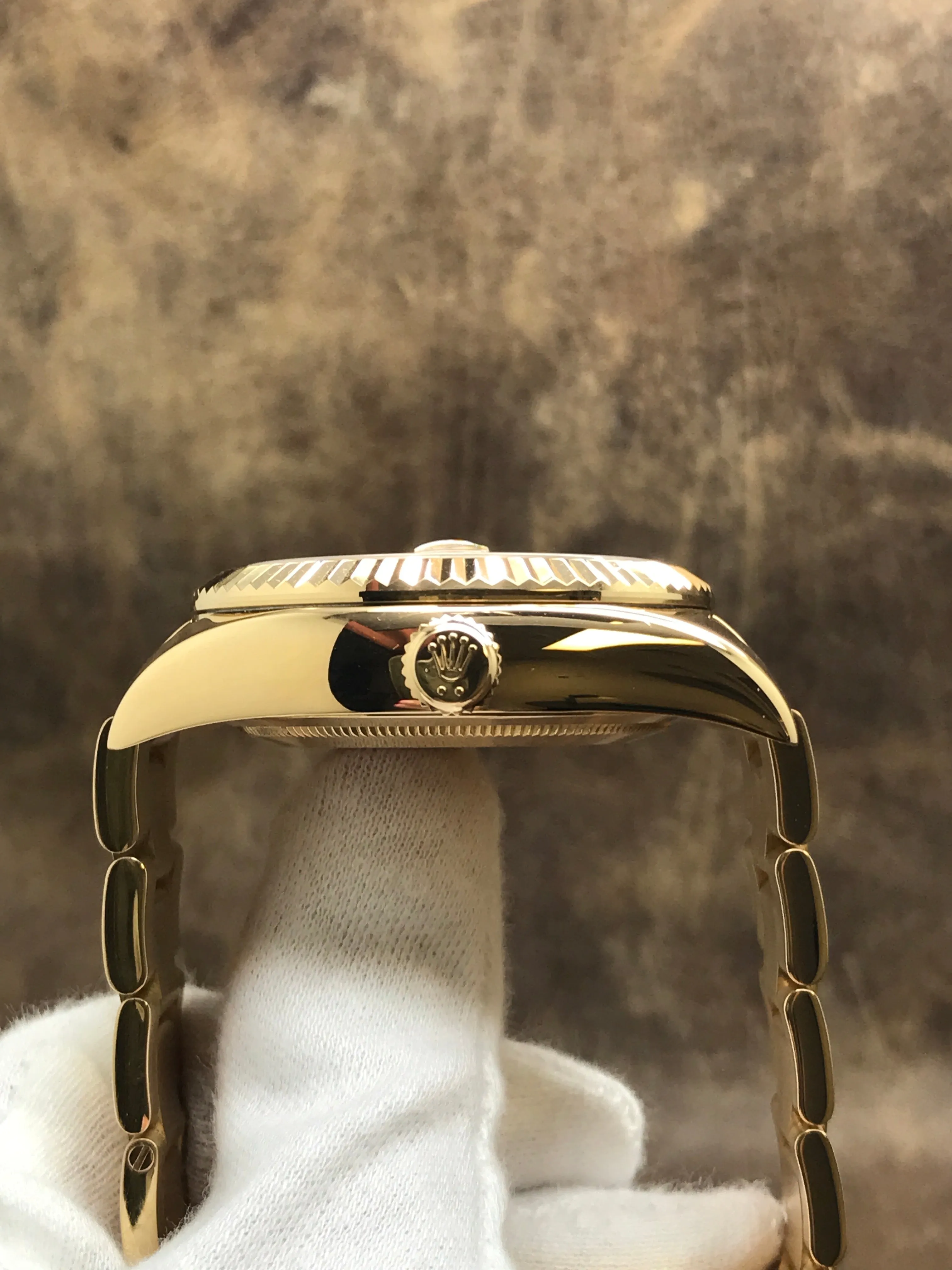 Rolex Sky Dweller 326938 Champagne Dial automatic Men's Watch