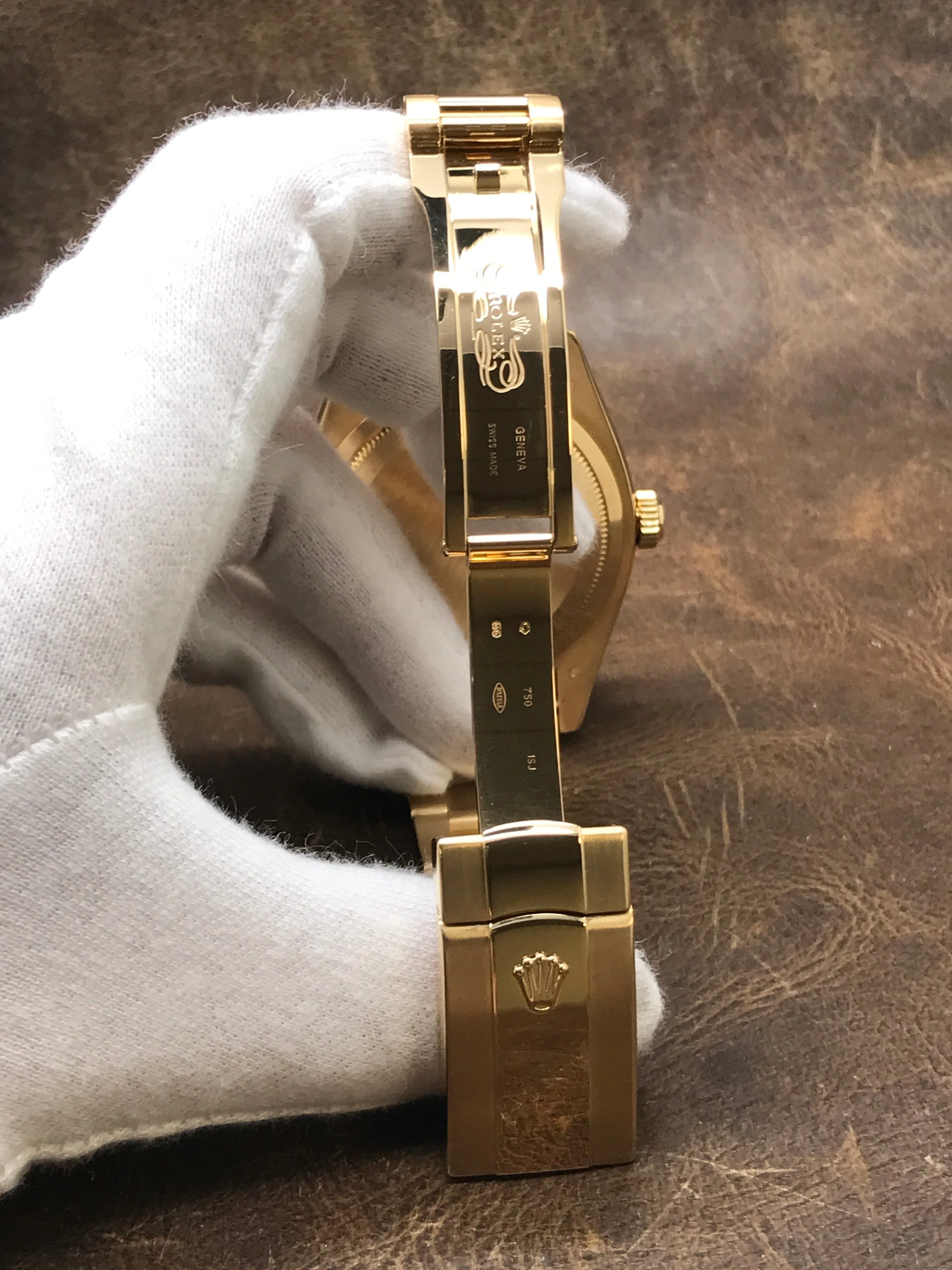 Rolex Sky Dweller 326938 Champagne Dial automatic Men's Watch