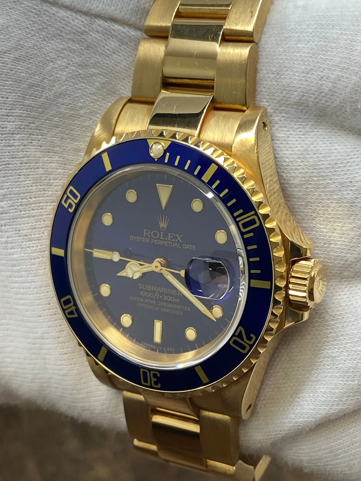 Rolex Submariner 18k Gold Unpolished 16618 Blue Dial Automatic Men's Watch