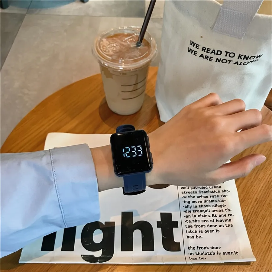 Sports Watch with Silicone Band - Date & Time Display for Students and Teens FS