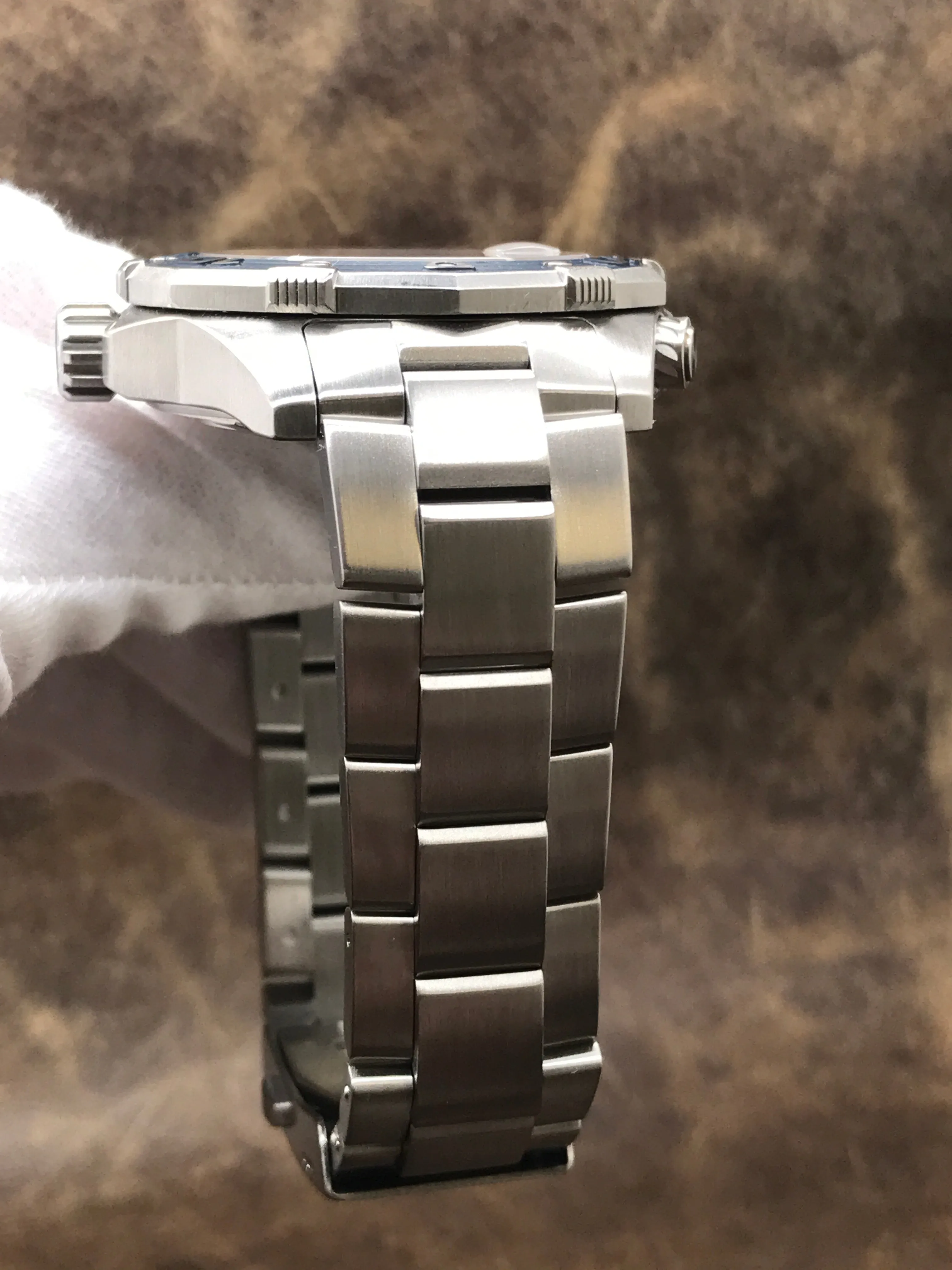 TAG Heuer Aquaracer 500m Calibre 5 WAJ2112 Blue Dial Automatic Men's Watch