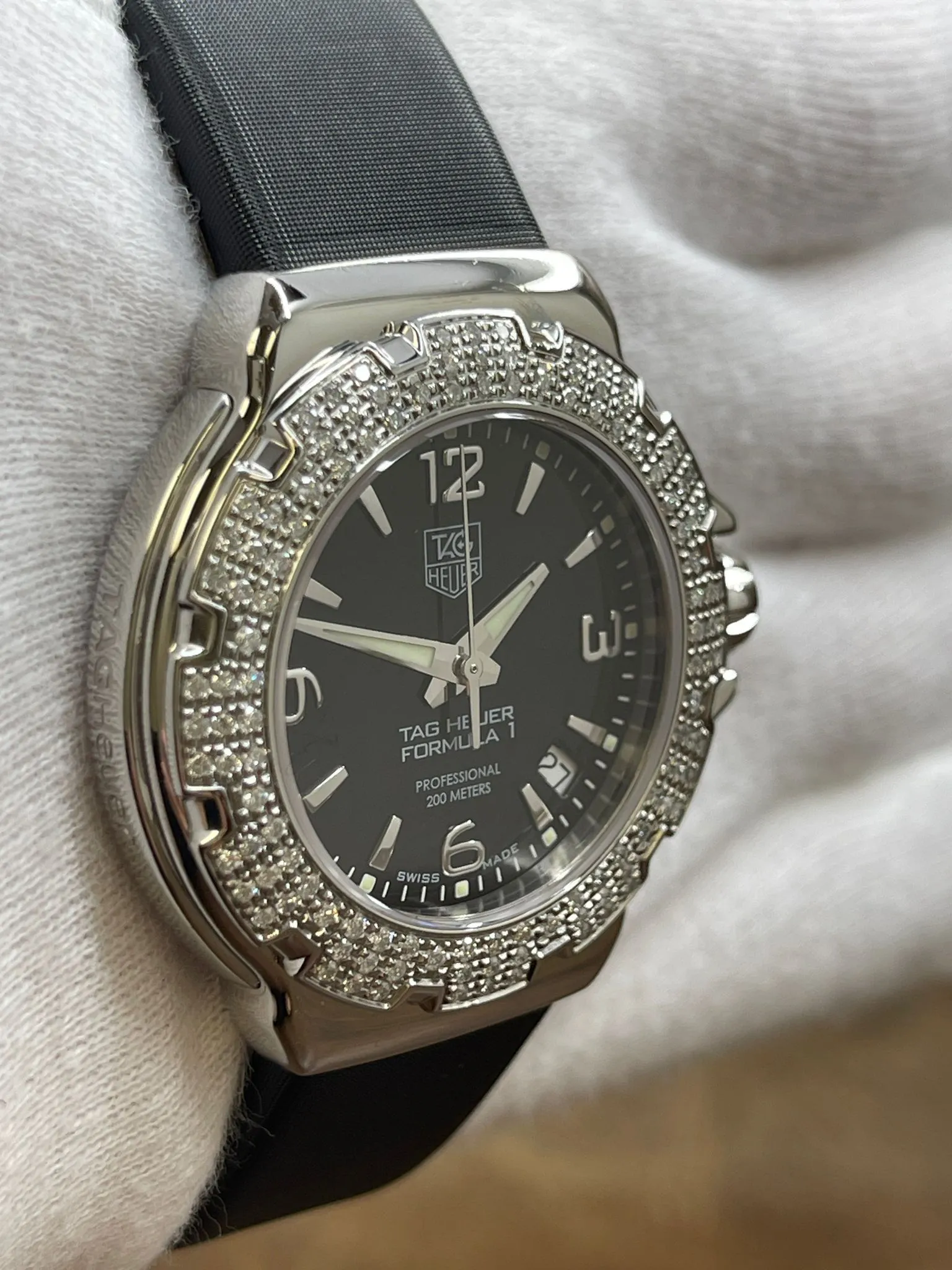 TAG Heuer Formula 1 Diamond Bezel WAC1214 Black Dial Quartz Women's Watch