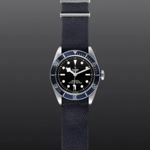 TUDOR Black Bay