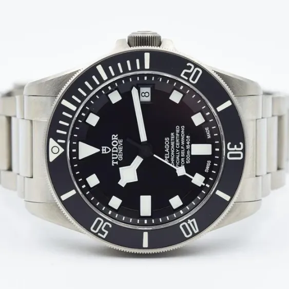 Tudor Pelagos M25600TN-0001 Titanium Dive Watch Chronometer 42mm