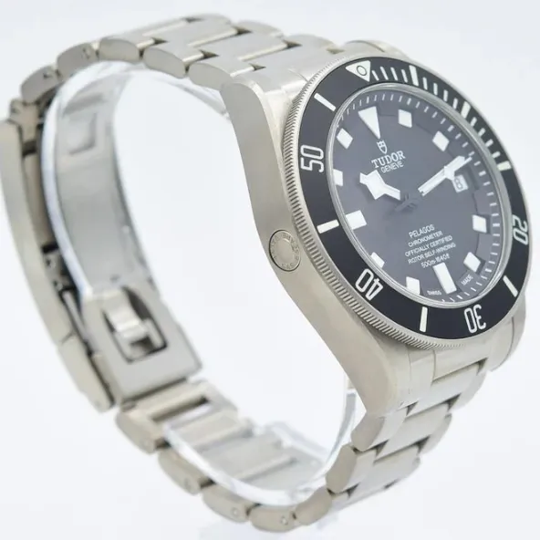 Tudor Pelagos M25600TN-0001 Titanium Dive Watch Chronometer 42mm