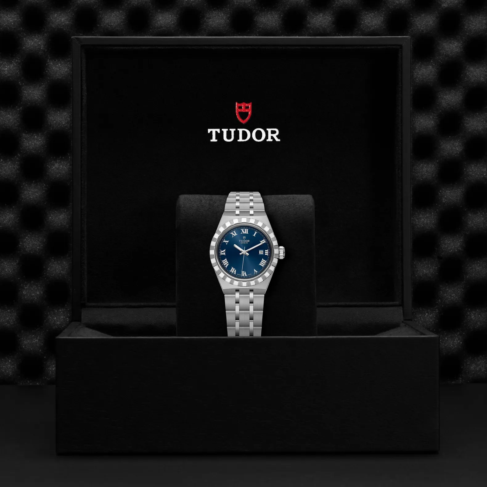Tudor Royal