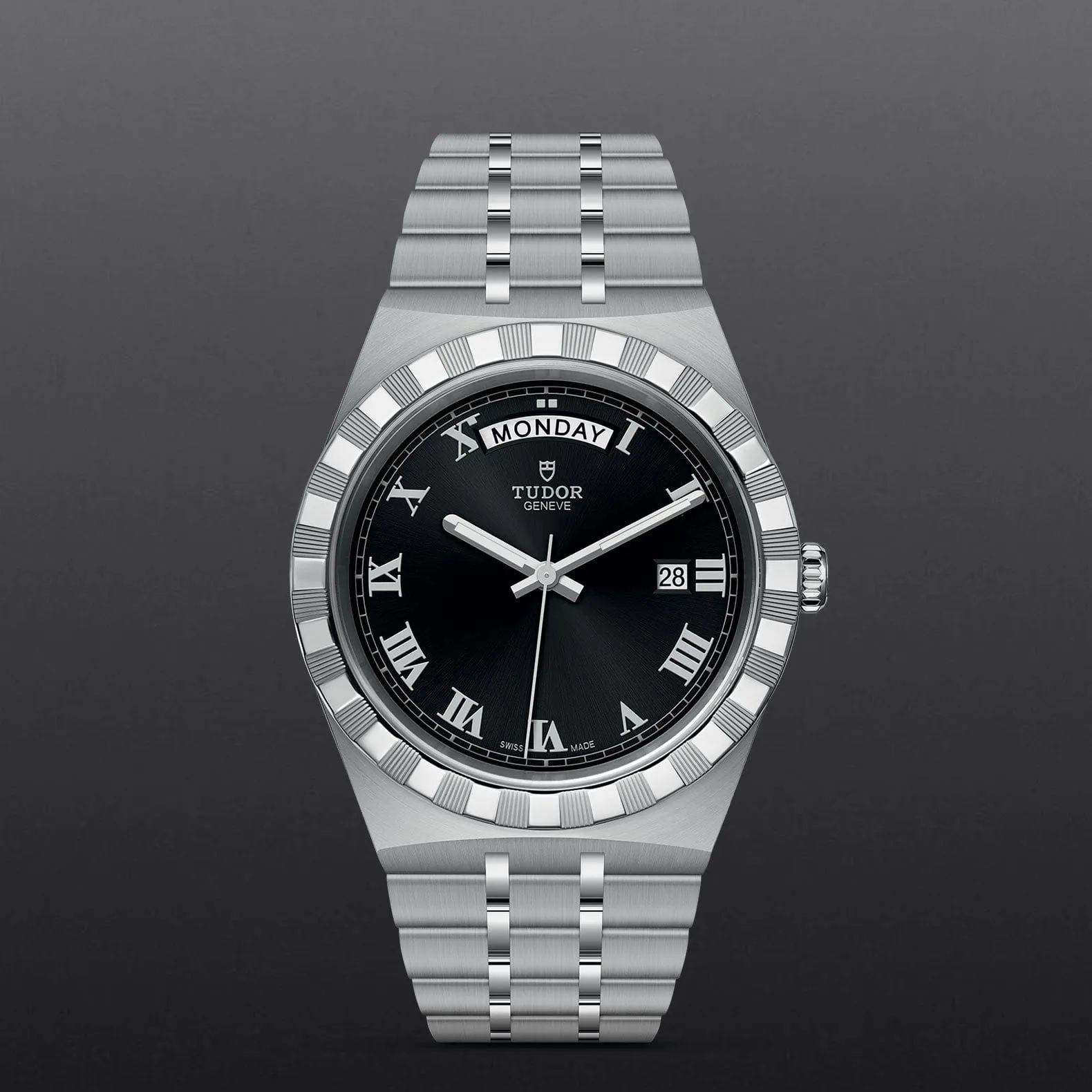 TUDOR ROYAL