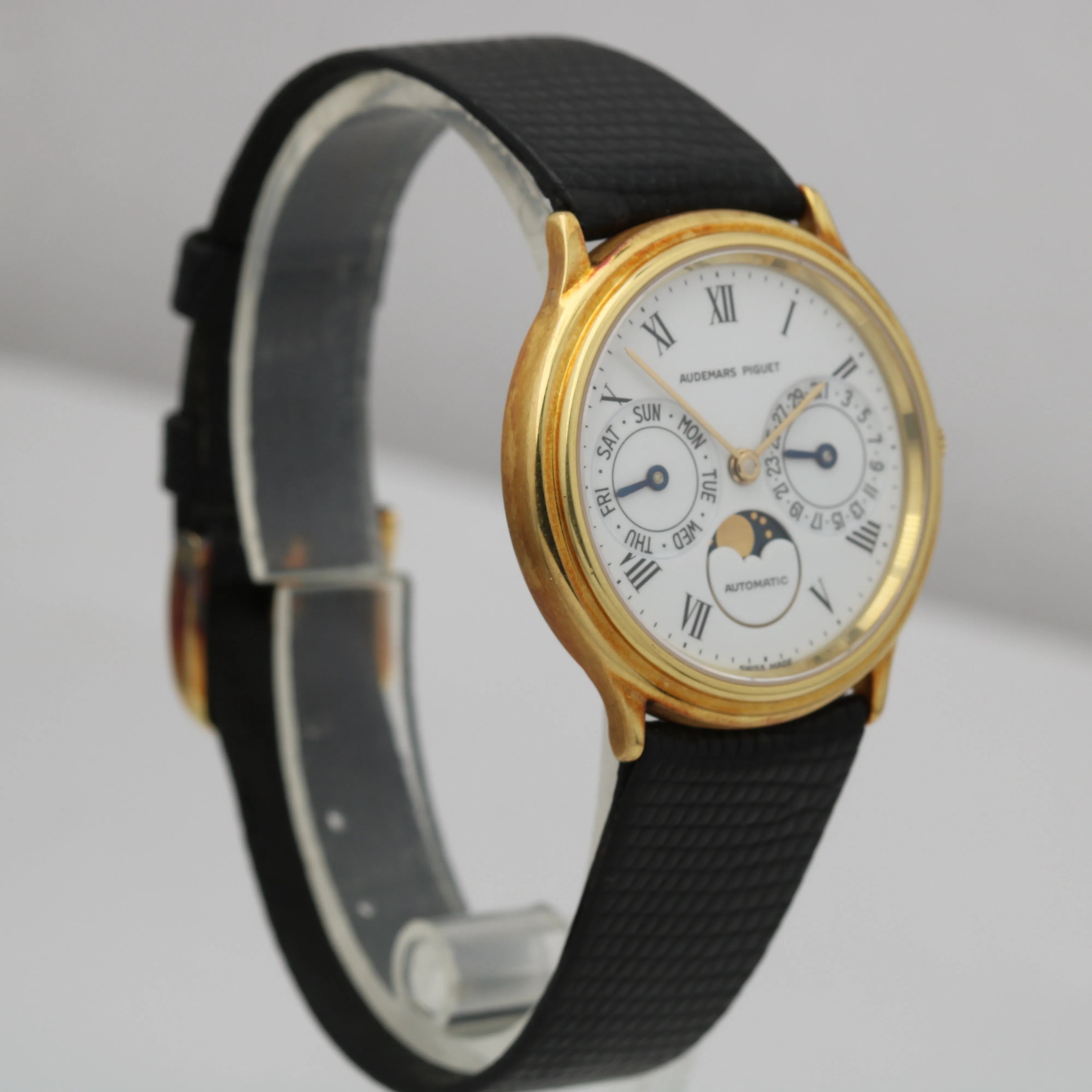UNPOLISHED Audemars Piguet Classic DayDate Moonphase 25589BA 18k Gold 33mm Watch