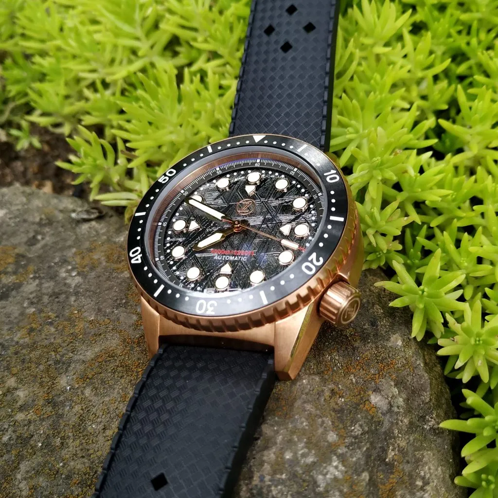 Zelos Great White 1000M Bronze Meteorite (1km,&nbsp;Swiss&nbsp;Mvmt)
